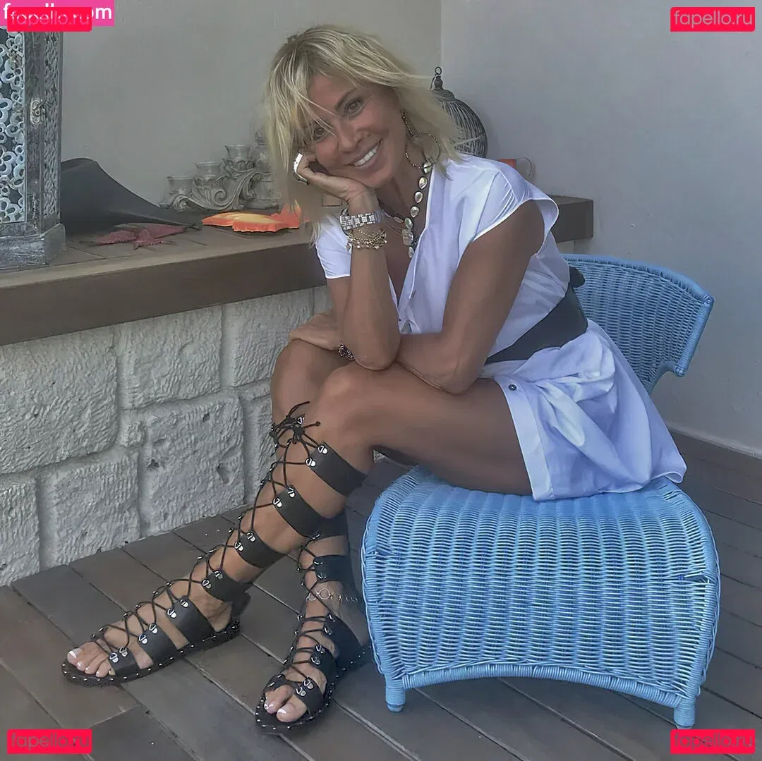 Zümrüt Nural Dorman Onlyfans Photo Gallery 