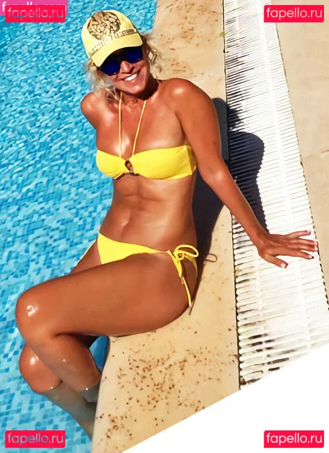 Zümrüt Nural Dorman Onlyfans Photo Gallery 