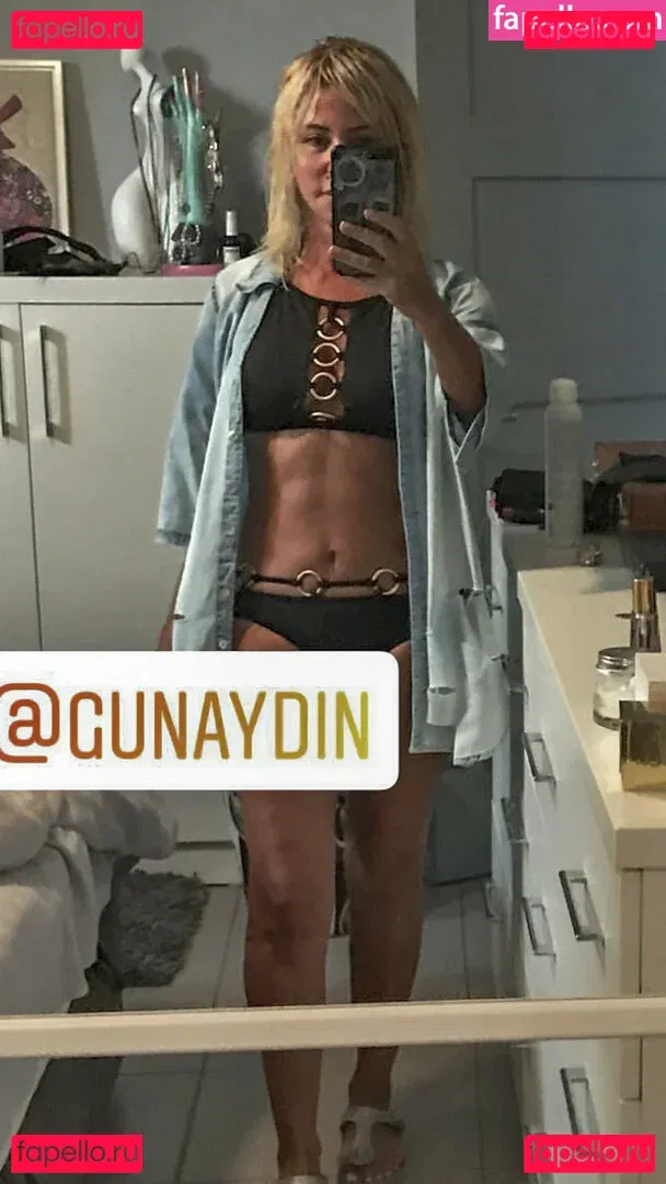 Zümrüt Nural Dorman Onlyfans Photo Gallery 