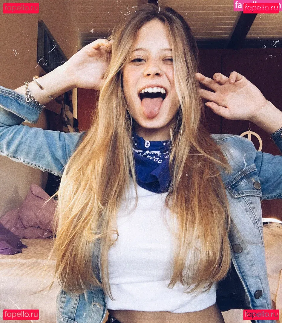 sol.y.sal Onlyfans Photo Gallery 