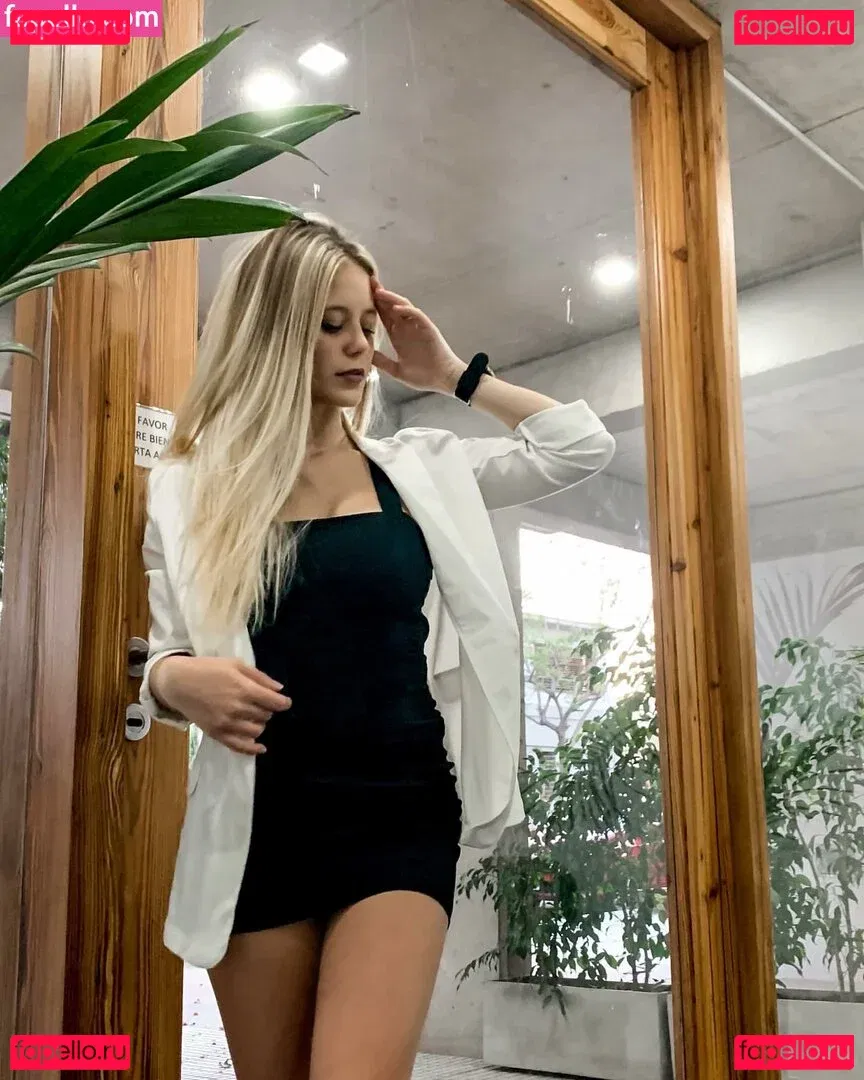 sol.y.sal Onlyfans Photo Gallery 