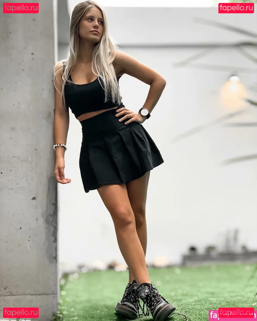 sol.y.sal Onlyfans Photo Gallery 