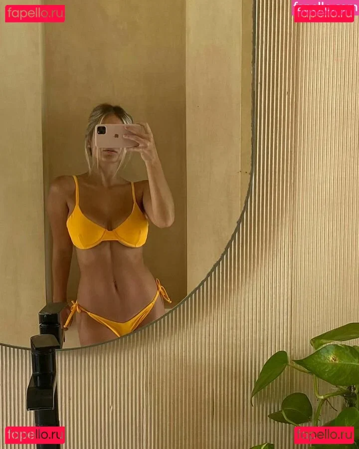 sol.y.sal Onlyfans Photo Gallery 