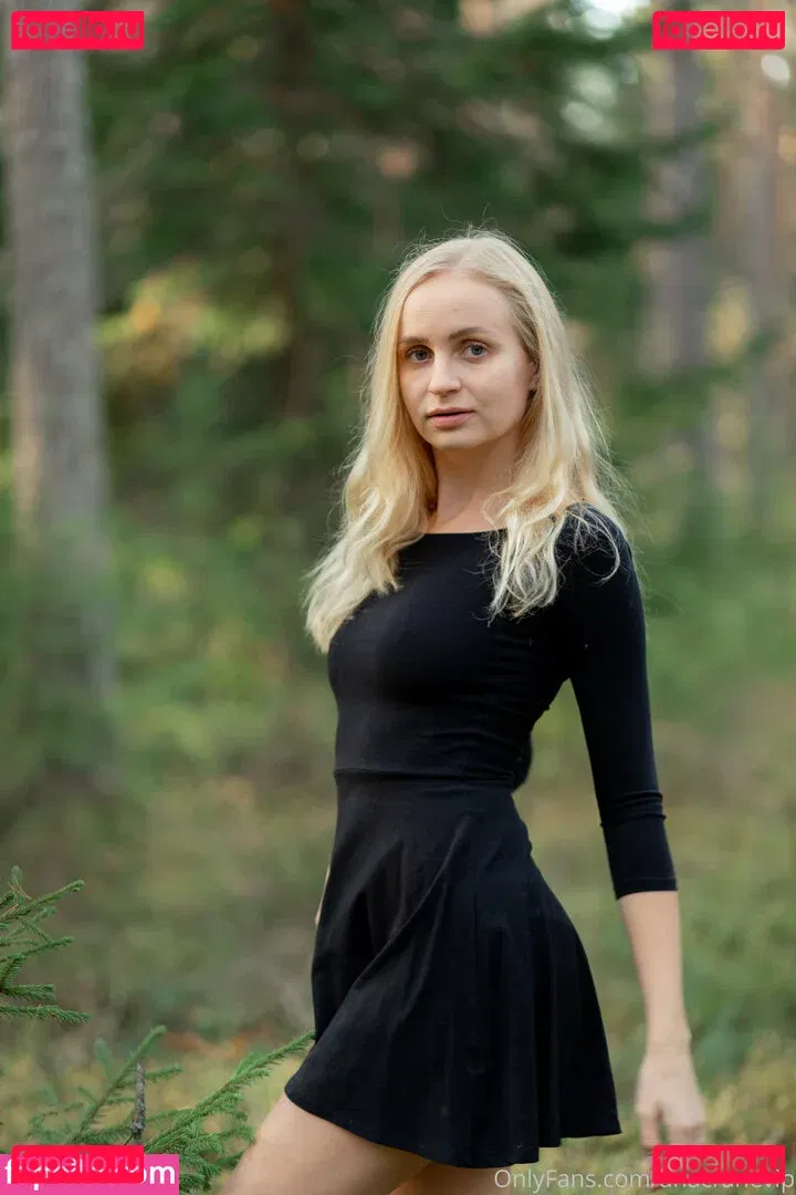 anacranevip Onlyfans Photo Gallery 