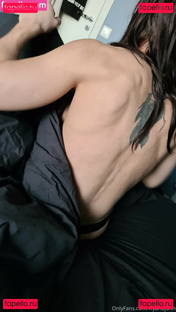 lilystrongfree Onlyfans Photo Gallery 