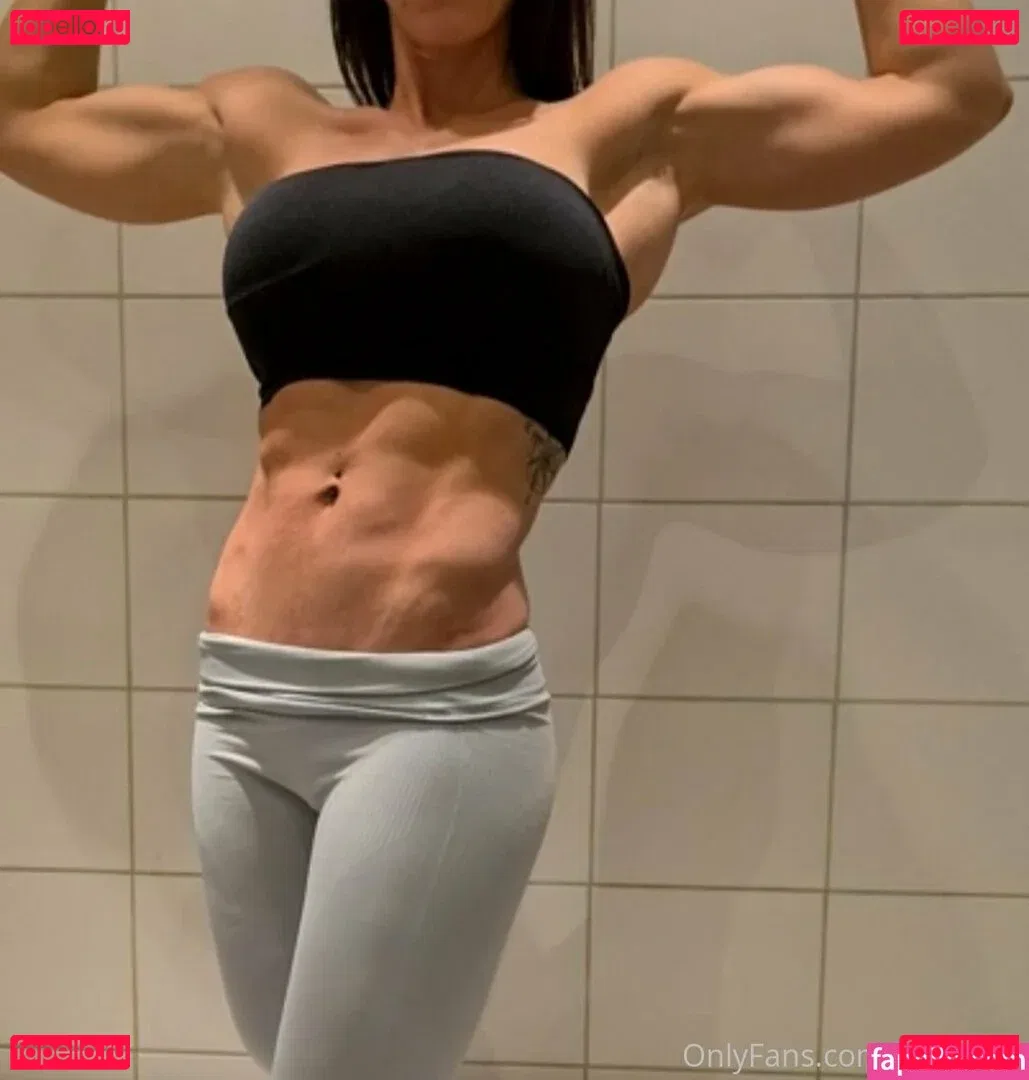 lilystrongfree Onlyfans Photo Gallery 