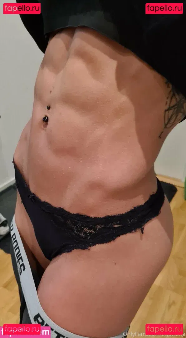 lilystrongfree Onlyfans Photo Gallery 