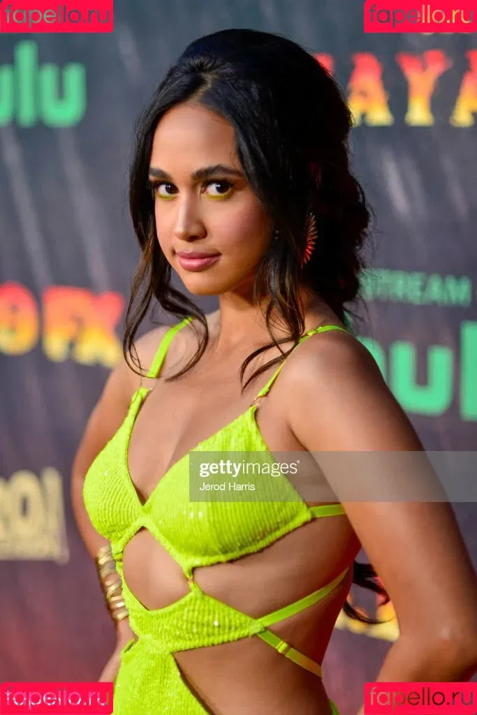 Emily Tosta Onlyfans Photo Gallery 