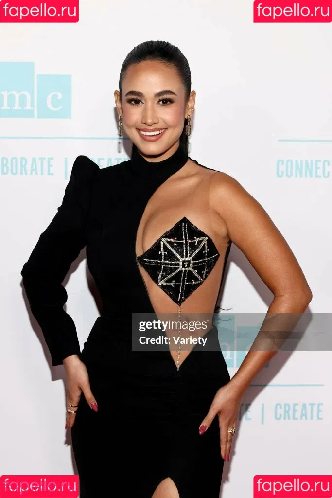 Emily Tosta Onlyfans Photo Gallery 