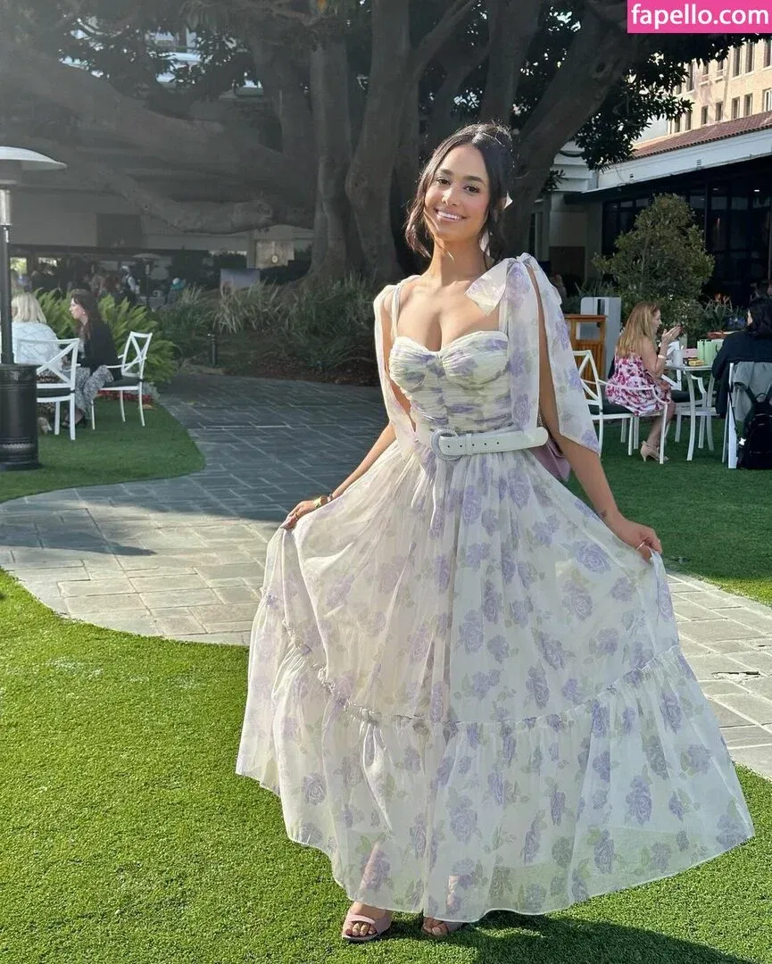 Emily Tosta Onlyfans Photo Gallery 