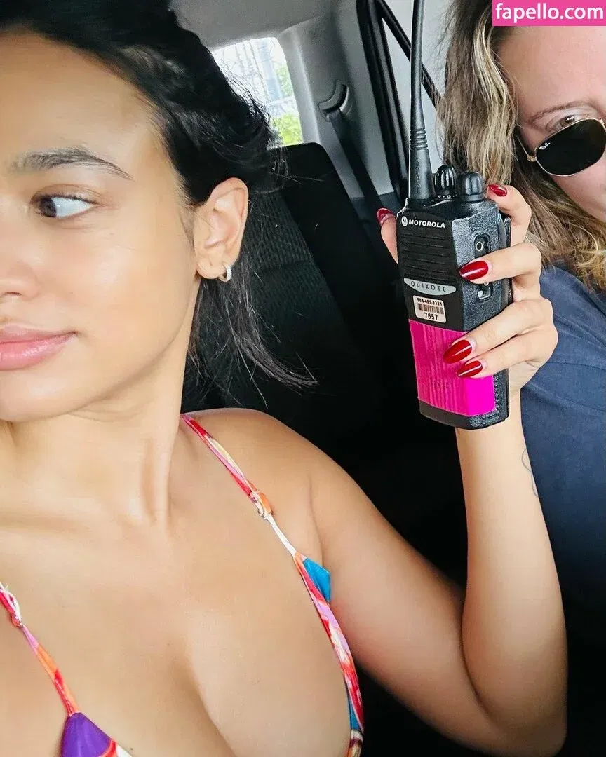 Emily Tosta Onlyfans Photo Gallery 