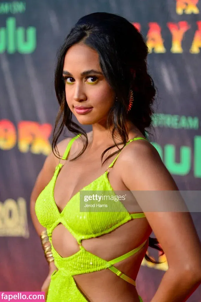 Emily Tosta Onlyfans Photo Gallery 