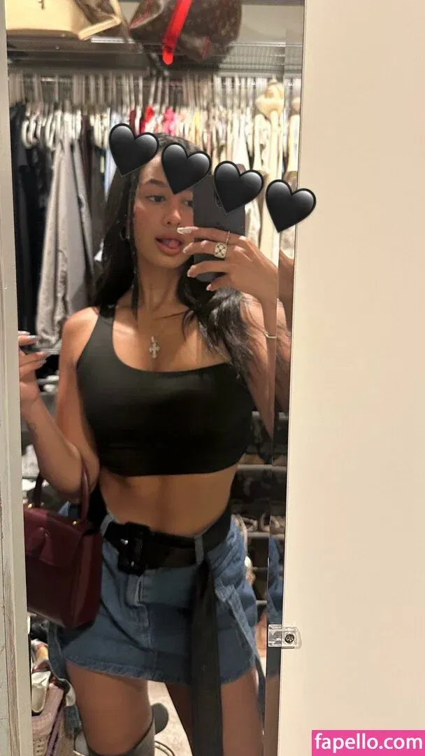 Emily Tosta Onlyfans Photo Gallery 