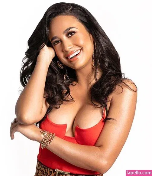 Emily Tosta Onlyfans Photo Gallery 