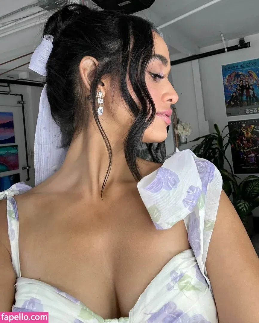 Emily Tosta Onlyfans Photo Gallery 