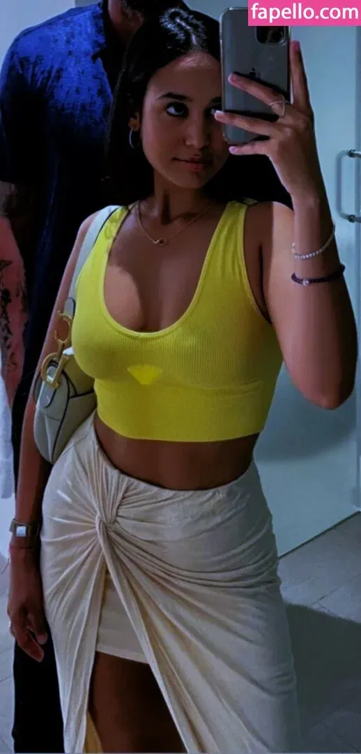 Emily Tosta Onlyfans Photo Gallery 