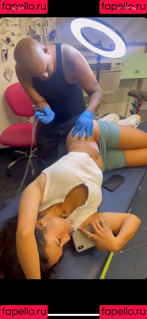 Emily Tosta Onlyfans Photo Gallery 