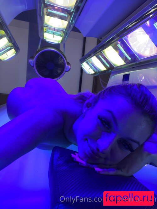 Aspen Ora Nude Onlyfans Photo 34