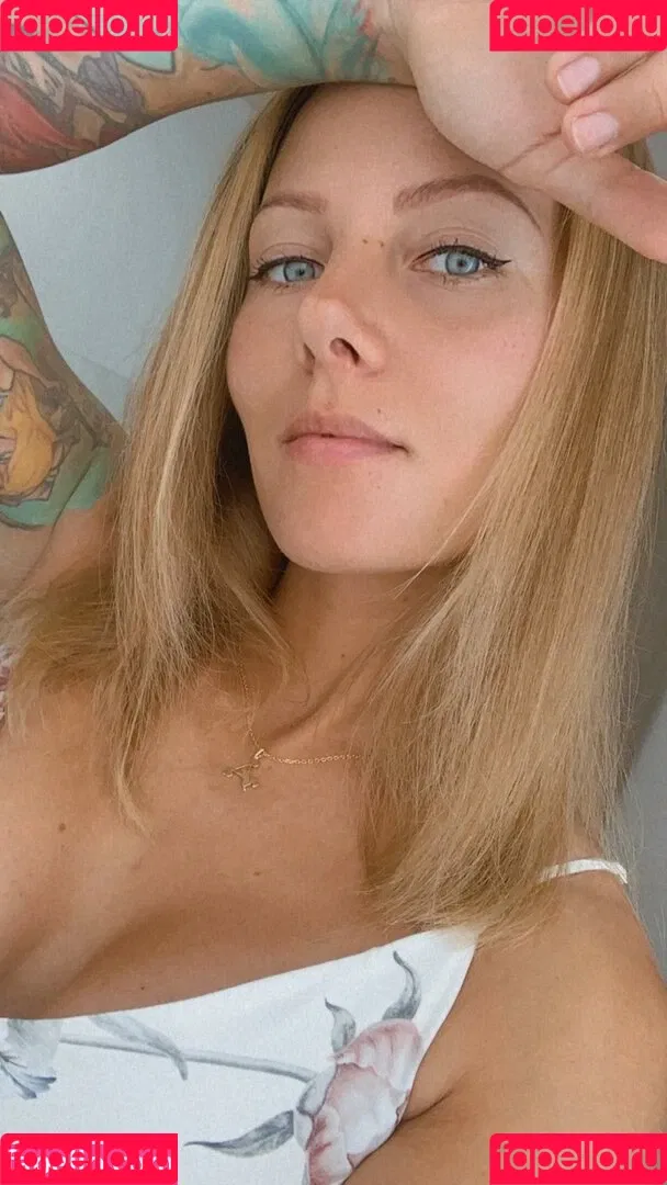 sagittarina Onlyfans Photo Gallery 