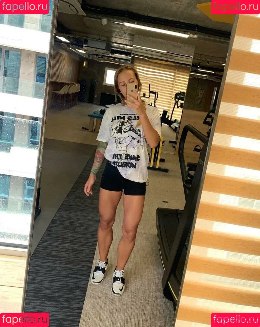 sagittarina Onlyfans Photo Gallery 