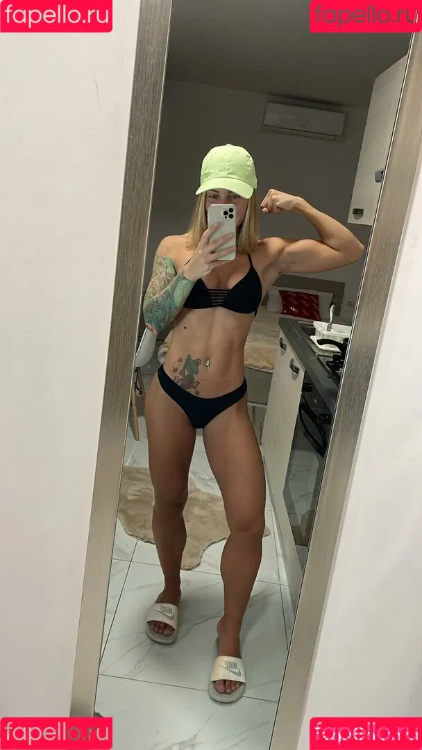 sagittarina Onlyfans Photo Gallery 