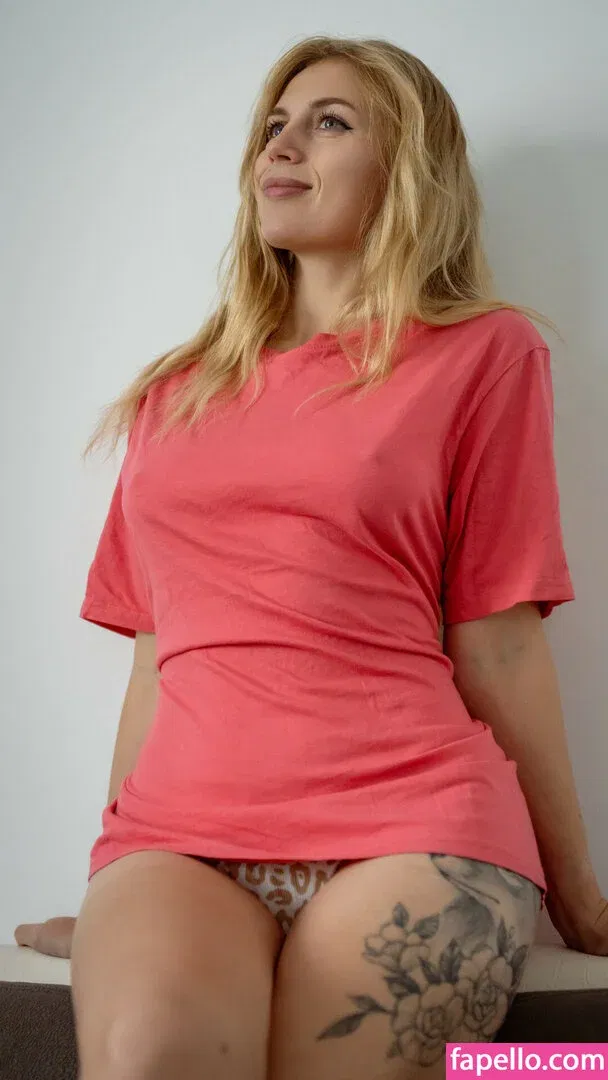 Yuliya Fox Onlyfans Photo Gallery 