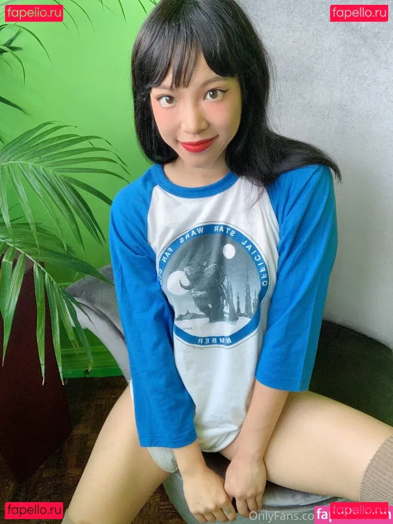 PinesoulAsian Onlyfans Photo Gallery 