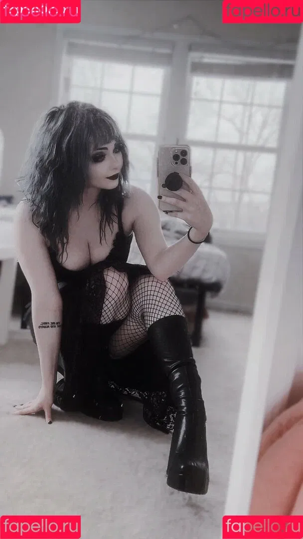 Stellalasaurus Onlyfans Photo Gallery 