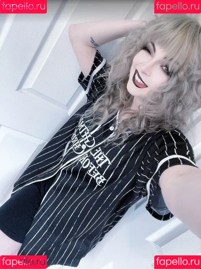 Stellalasaurus Onlyfans Photo Gallery 