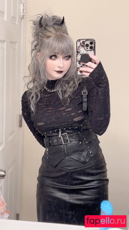 Stellalasaurus Nude Onlyfans Photo 16