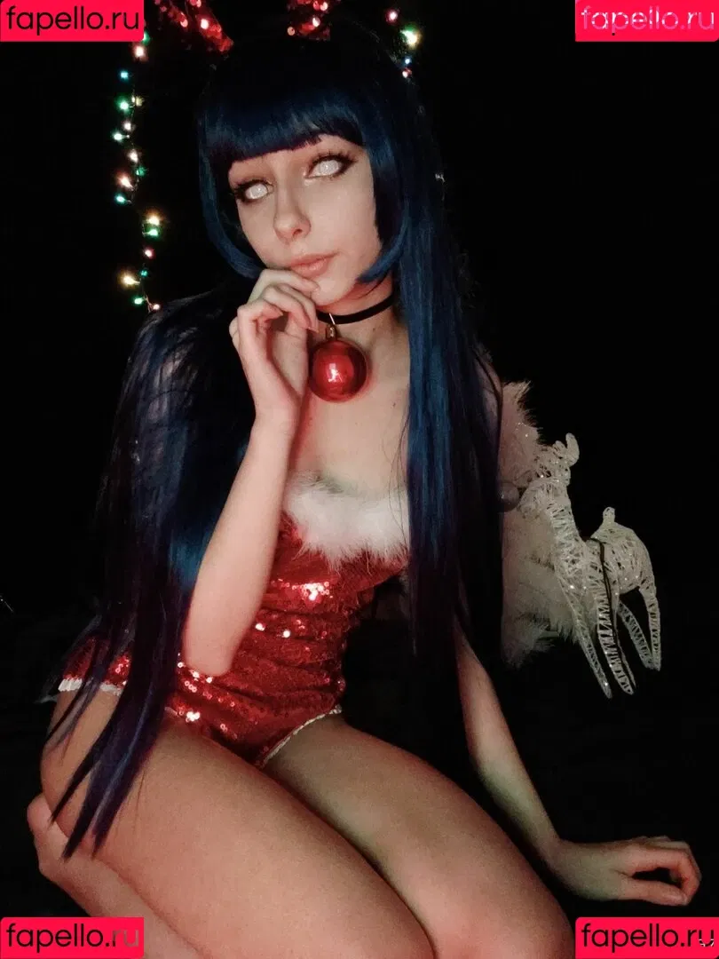 crystallynsfw Onlyfans Photo Gallery 