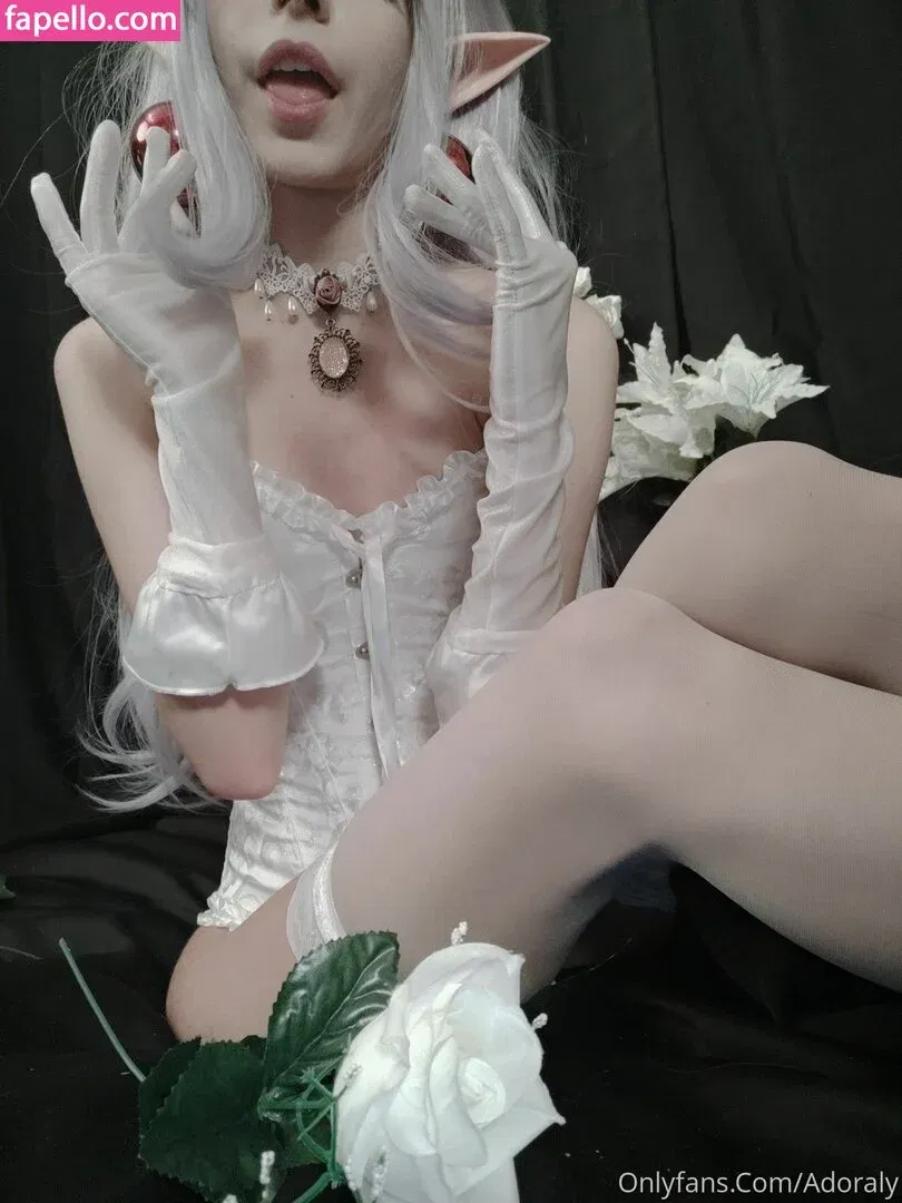 crystallynsfw Onlyfans Photo Gallery 