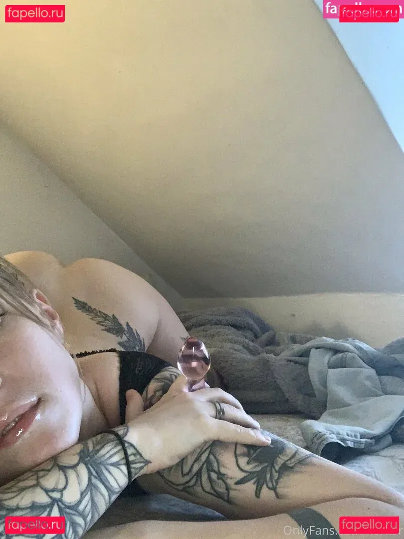 korkor Onlyfans Photo Gallery 