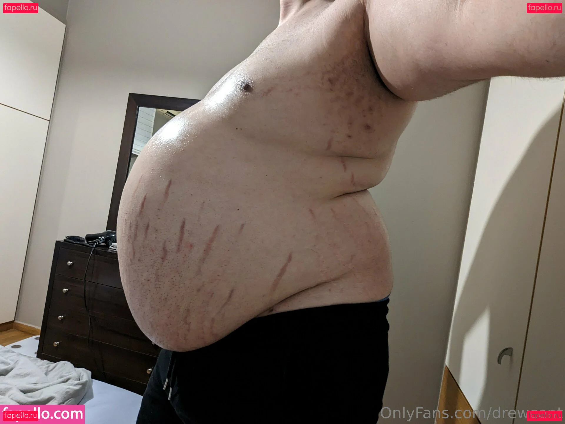 drewcent Onlyfans Photo Gallery 