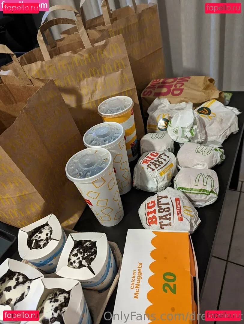 drewcent Onlyfans Photo Gallery 