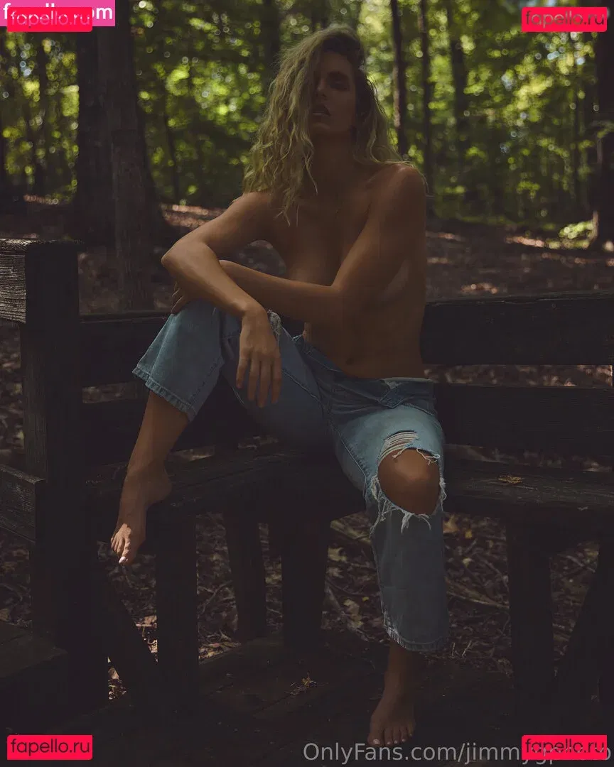 Ainsley Rae Onlyfans Photo Gallery 