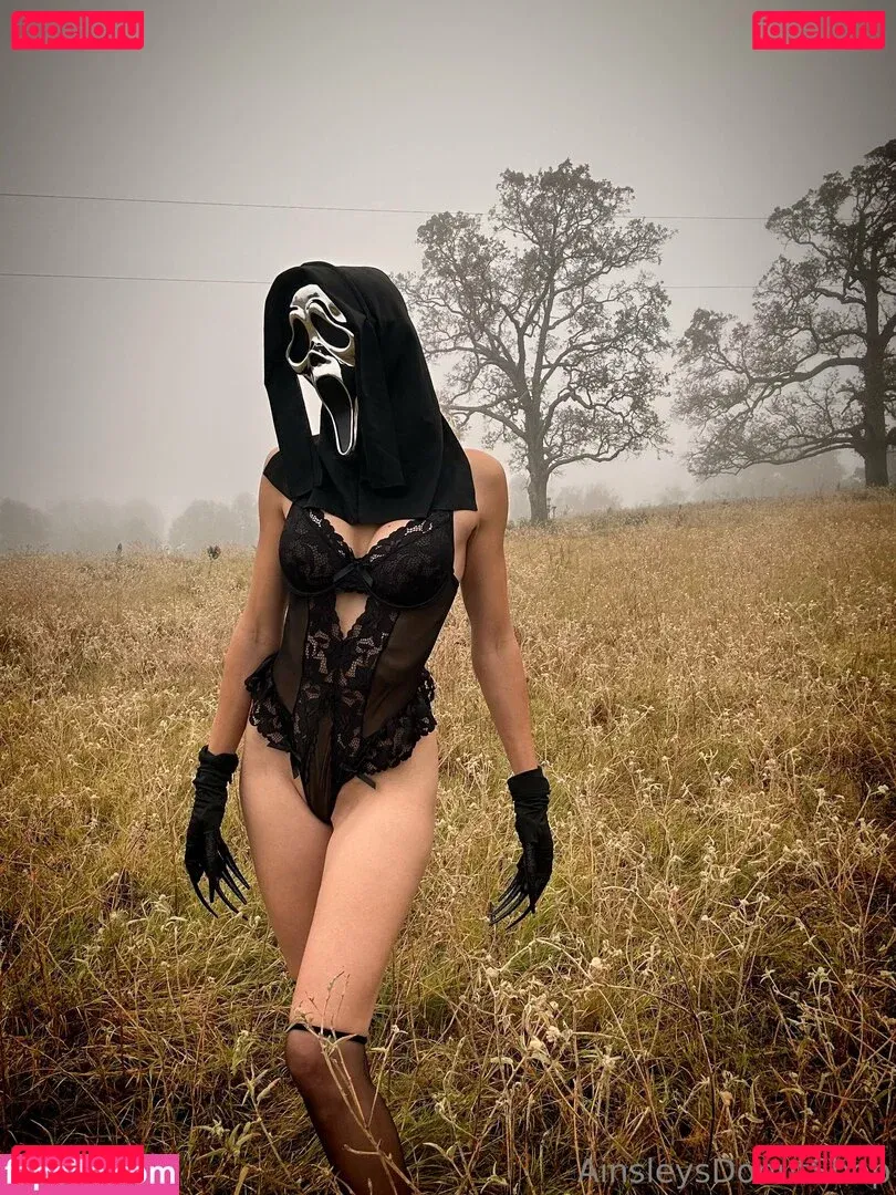 Ainsley Rae Onlyfans Photo Gallery 