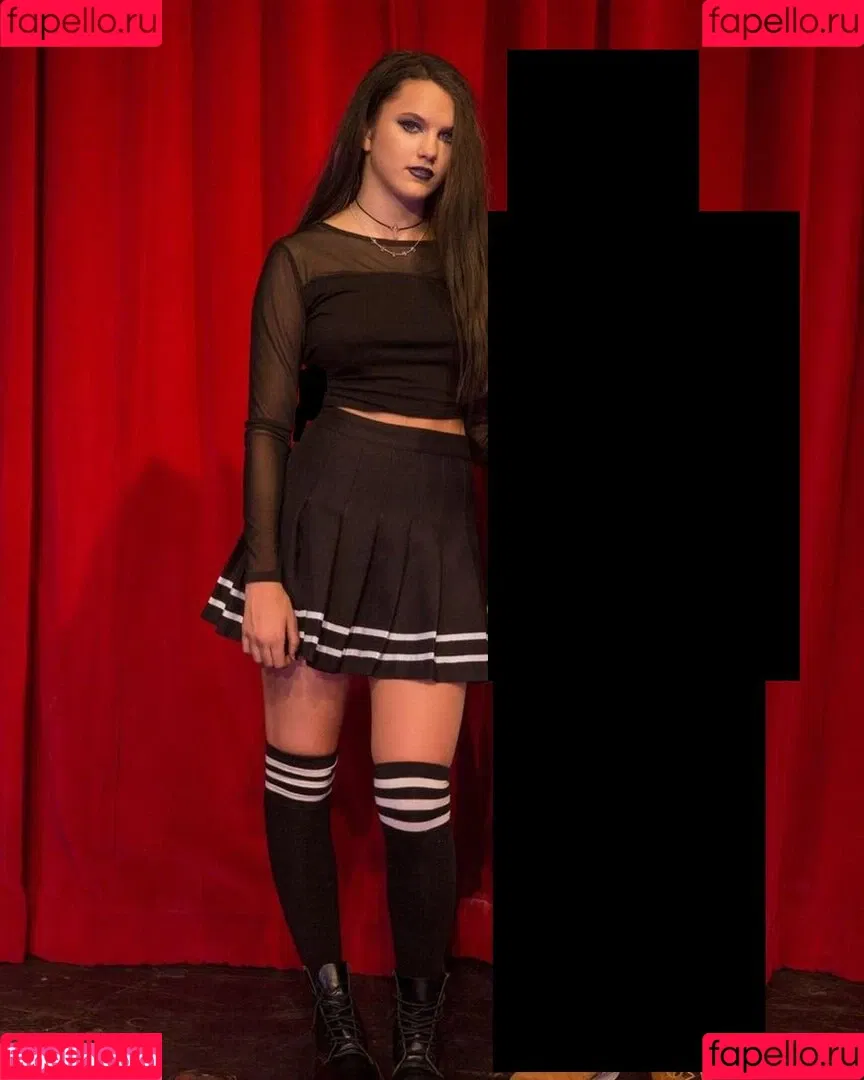 Chloe East Onlyfans Photo Gallery 