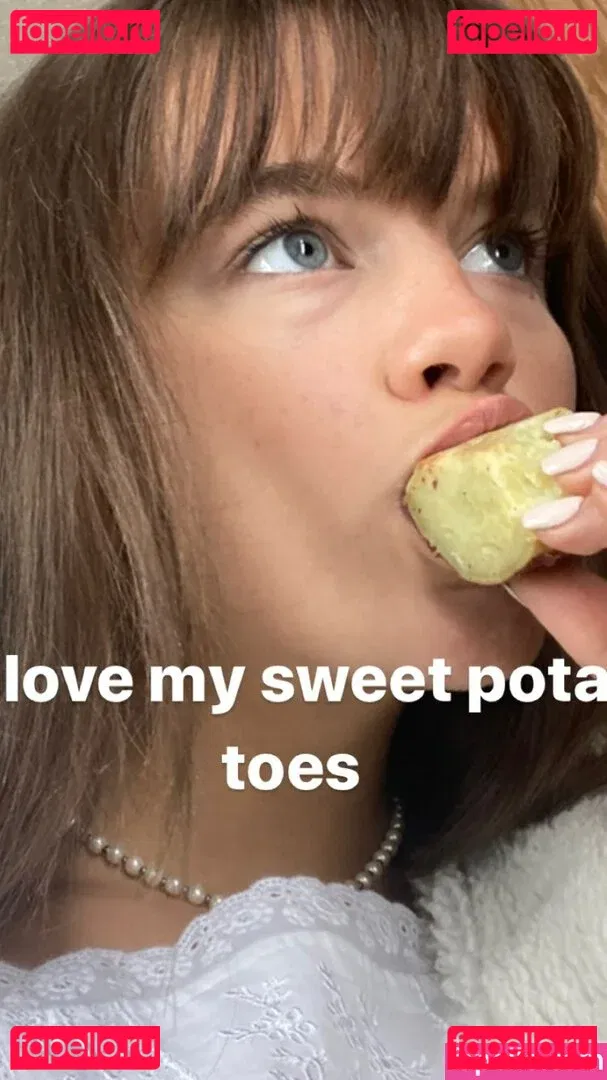 Chloe East Onlyfans Photo Gallery 