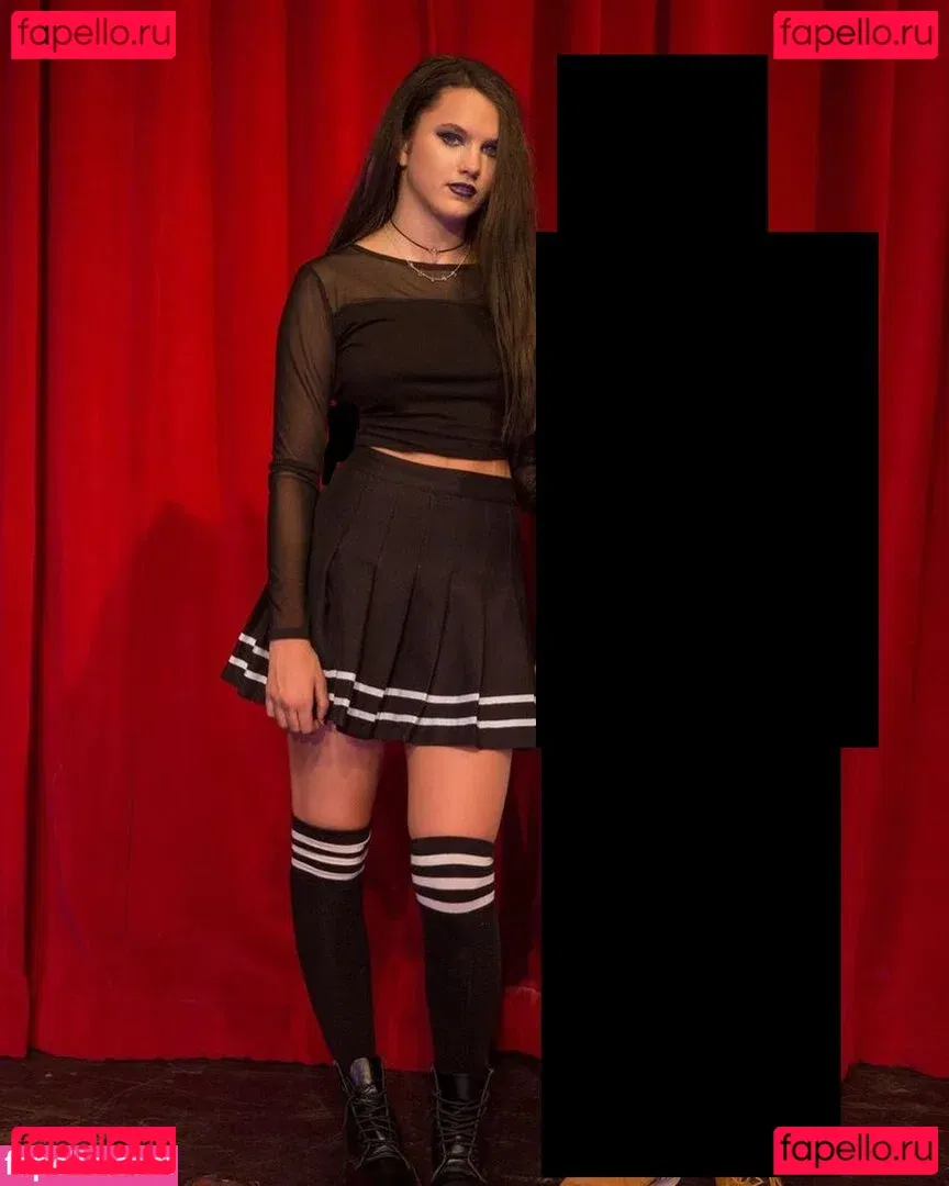 Chloe East Onlyfans Photo Gallery 