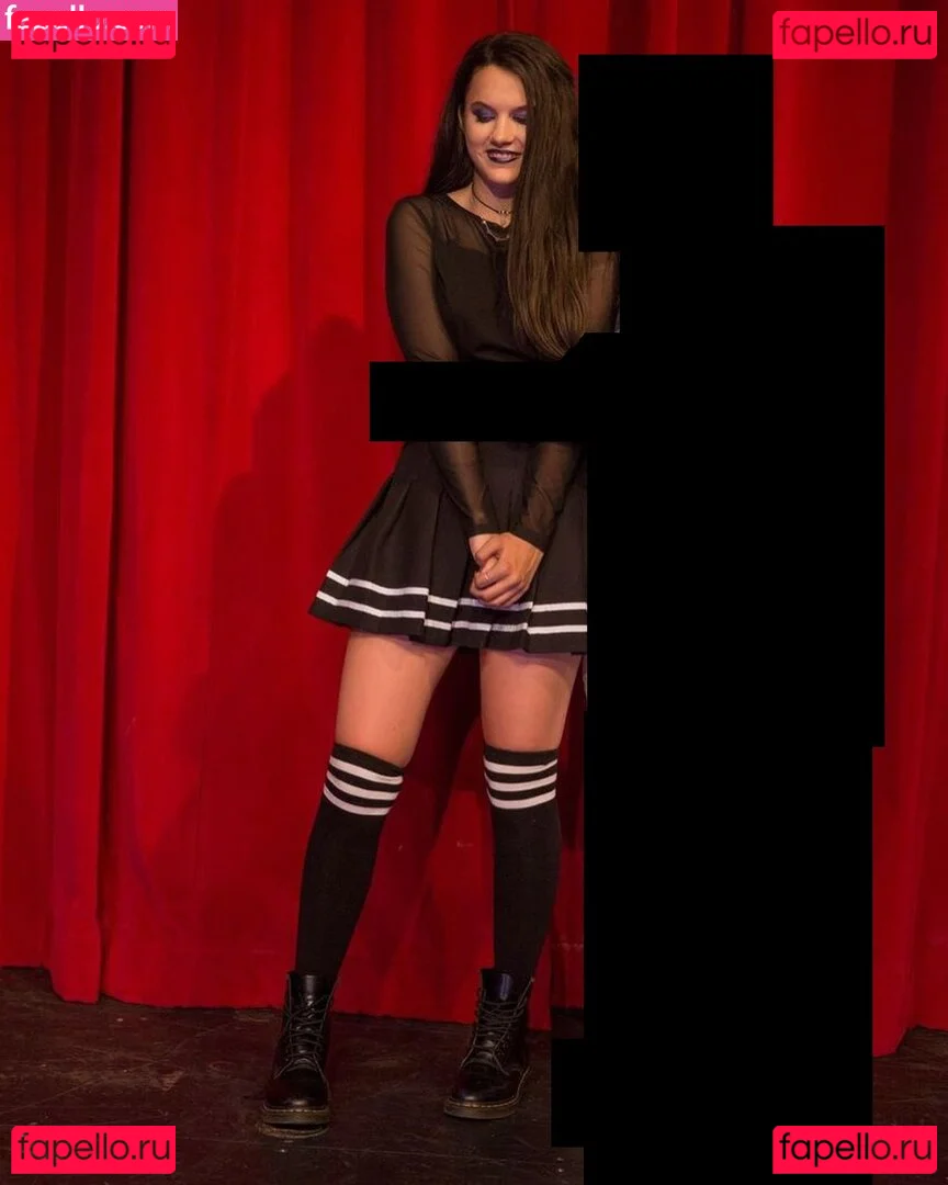 Chloe East Onlyfans Photo Gallery 