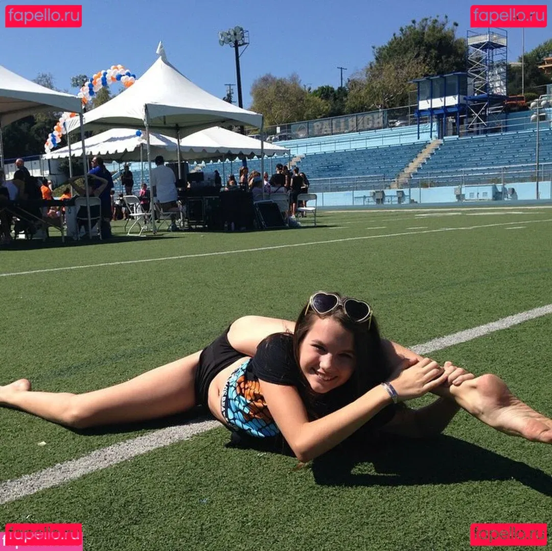 Chloe East Onlyfans Photo Gallery 