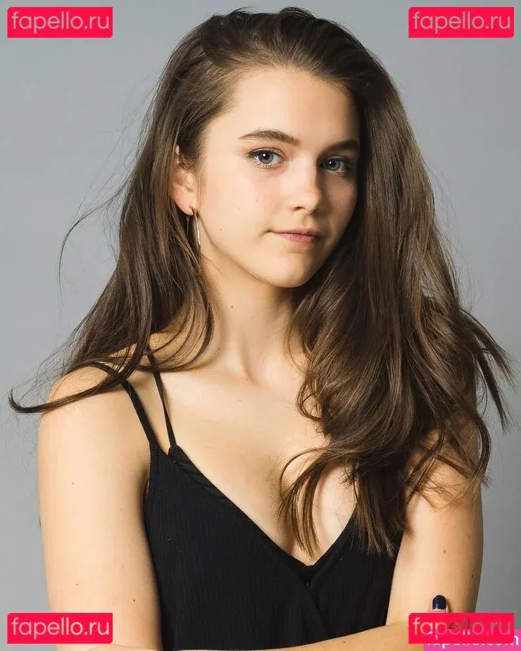 Chloe East Onlyfans Photo Gallery 