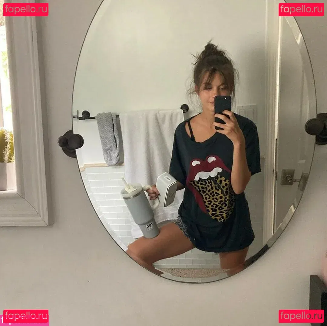 Chloe East Onlyfans Photo Gallery 