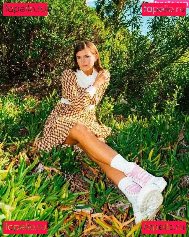 Chloe East Onlyfans Photo Gallery 