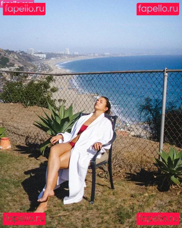 Chloe East Onlyfans Photo Gallery 