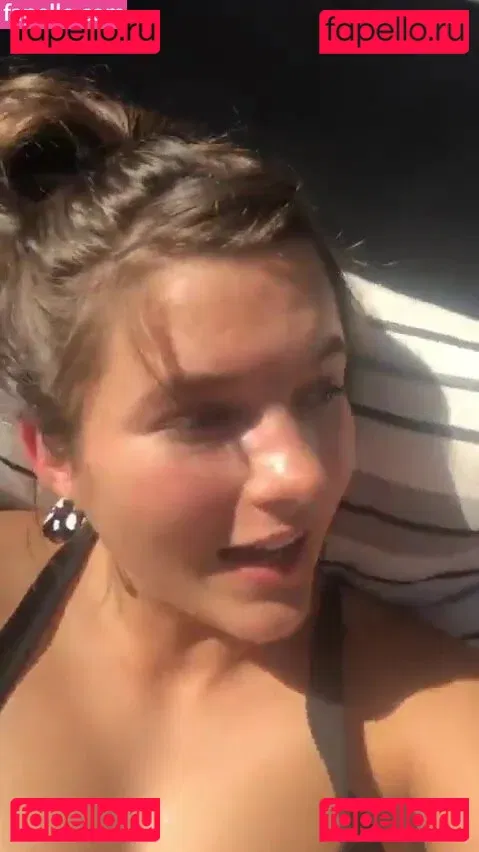 Chloe East Onlyfans Photo Gallery 