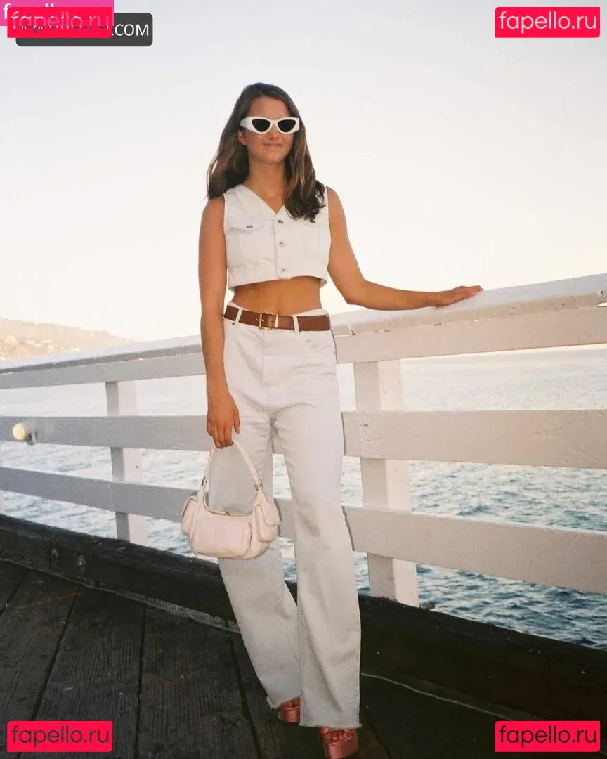 Chloe East Onlyfans Photo Gallery 