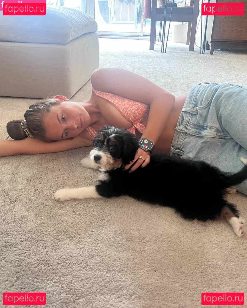 Chloe East Onlyfans Photo Gallery 