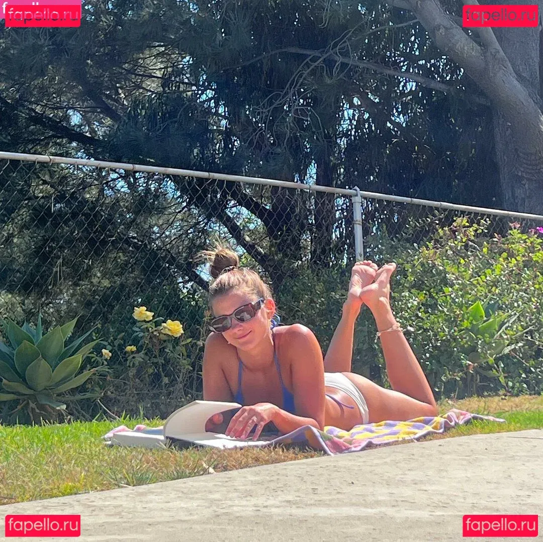 Chloe East Onlyfans Photo Gallery 